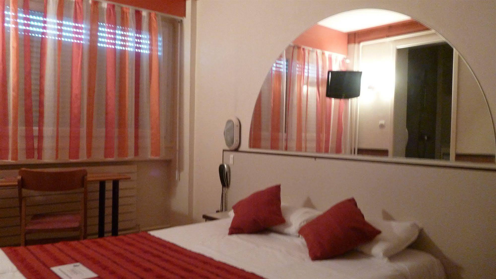 Cit'Hotel Escatel Macon Exterior photo